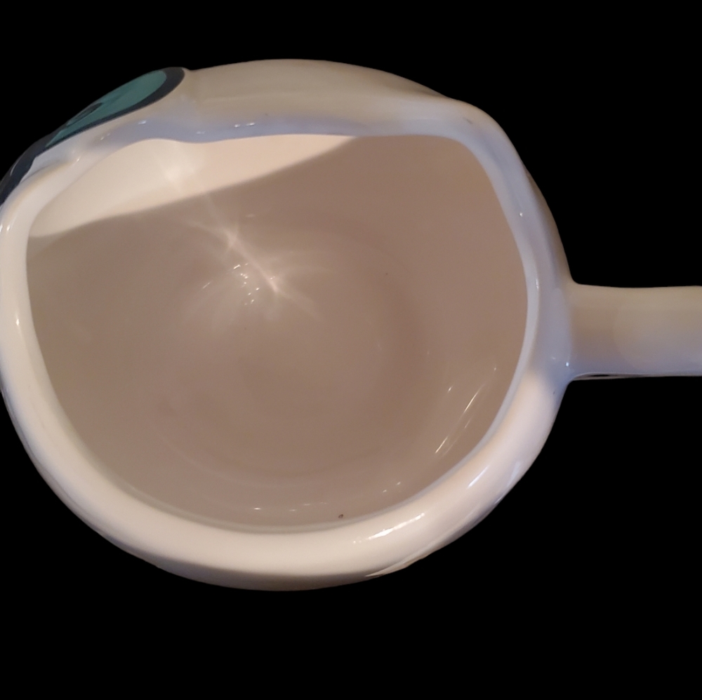 Hello Kitty Ceramic Mug - Picture 3 of 4